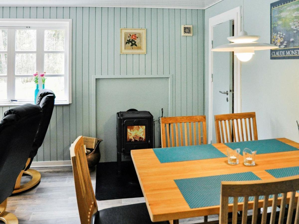 5 Person Holiday Home In Ans By Roe Room photo